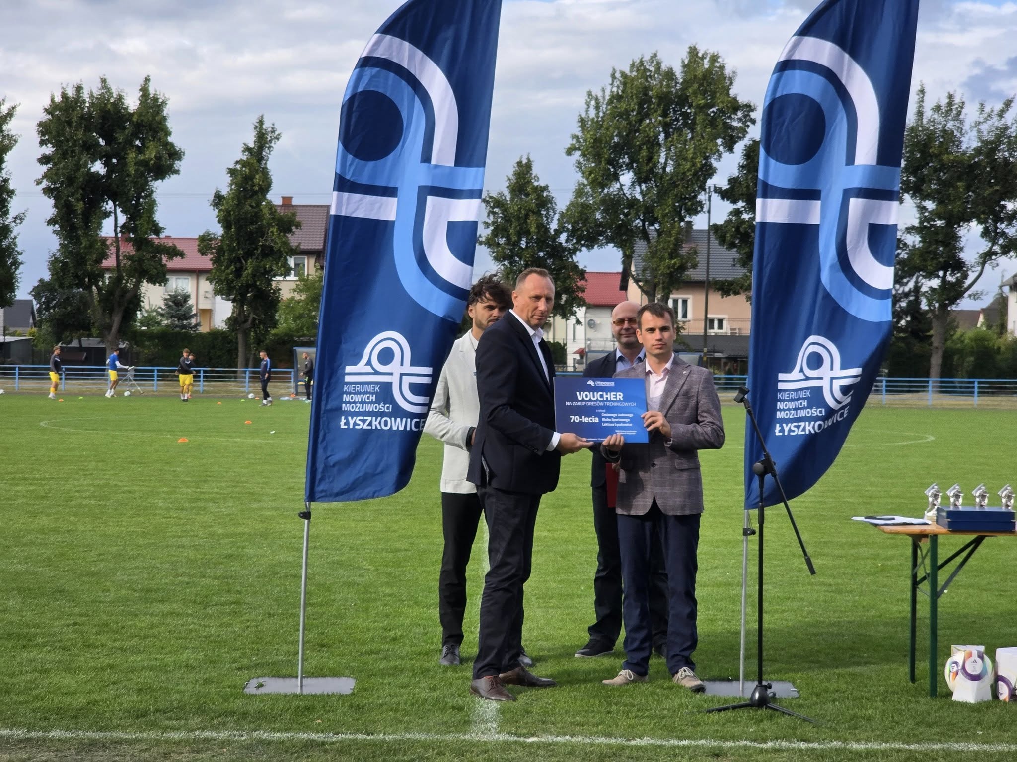 70 lecie Gminnego Ludowego Klubu Sportowego Laktoza Łyszkowice